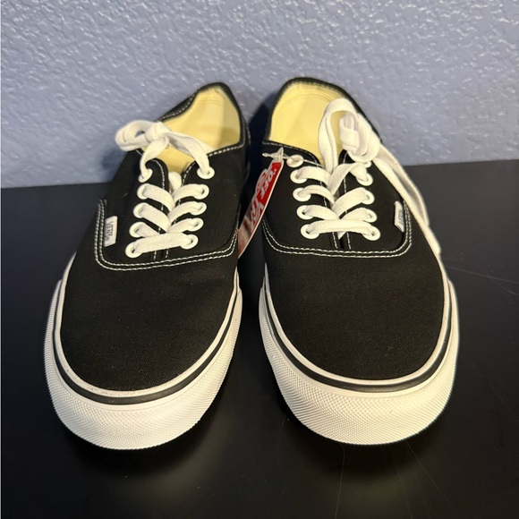 New VANS Authentic Black Shoes - Picture 3 of 8